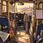 Intérieur coloré d’un bus ancien vide avec cartes et objets de passagers