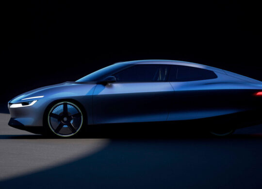 Le prototype électrique Volkswagen Mission Efficiency vu de profil.