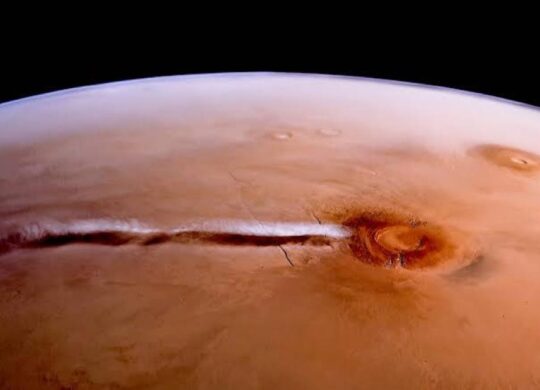 Mars nuage Arsia Mons